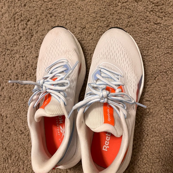 Brand new Reebok training shoes - Picture 2 of 2